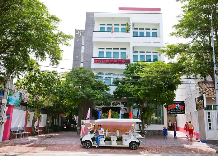 Gold Stars Hotel