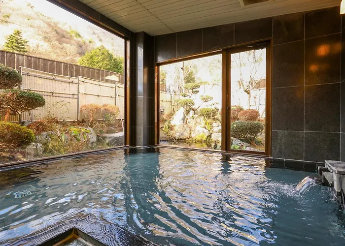 Shoji Mount Hotel