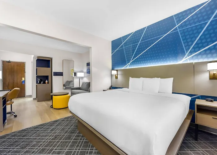 Comfort Suites London South
