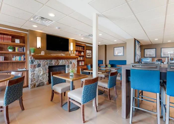 Lift Bridge Lodge, An Ascend Collection Hotel