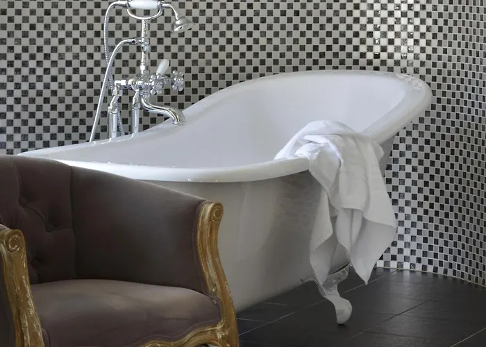 Logis Hotels Restaurant Les 3 Rois