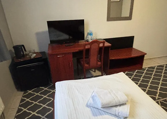 Hotel Ava