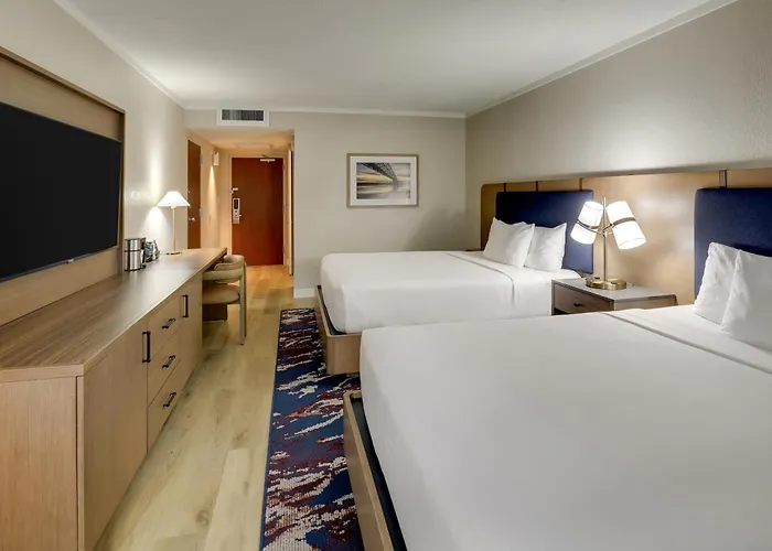 Doubletree By Hilton Quincy