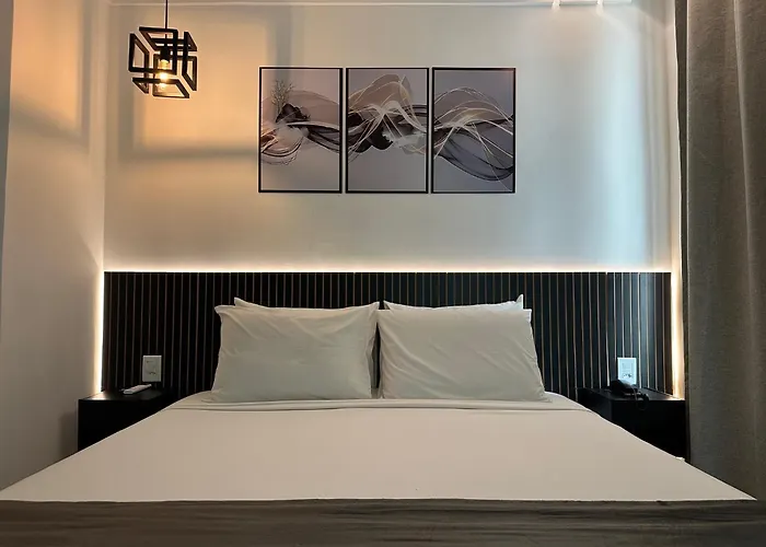 Status Elegance Hotel (Adults Only)