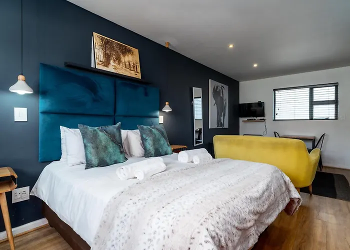 107 Dorpstraat Boutique Hotel