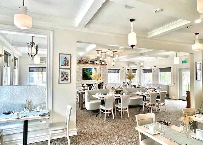 Tattingstone Inn