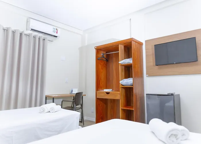 Hotel Equinocios Essential