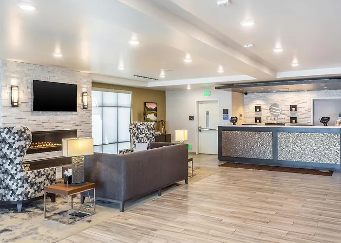 Comfort Inn & Suites Salt Lake City Airport