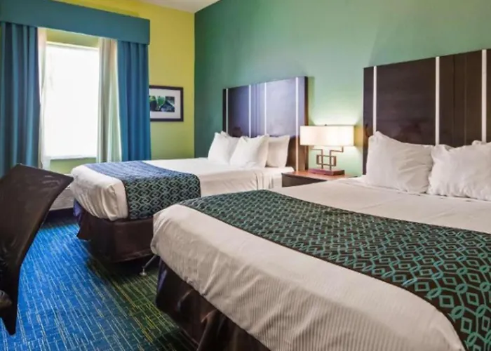 Best Western Plus Carrizo Springs Inn & Suites