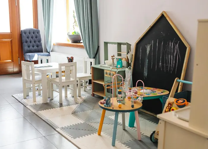 Novopolska - Hotel I Restauracja
