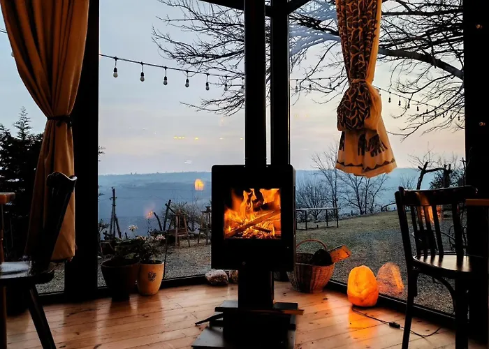Lost Ridge Inn, Brewery & Ranch