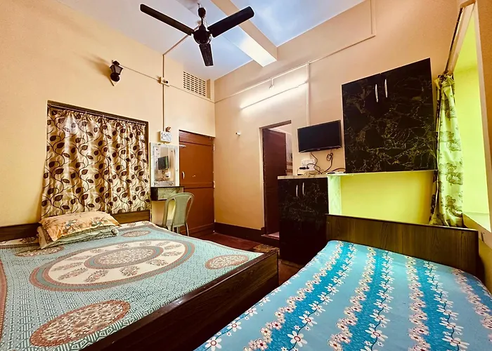 Monalisa Lodge