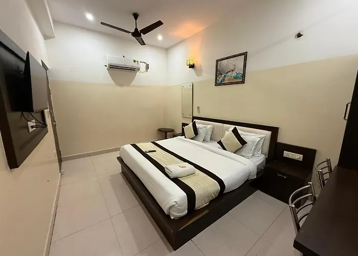 Hotel Kamla Palace