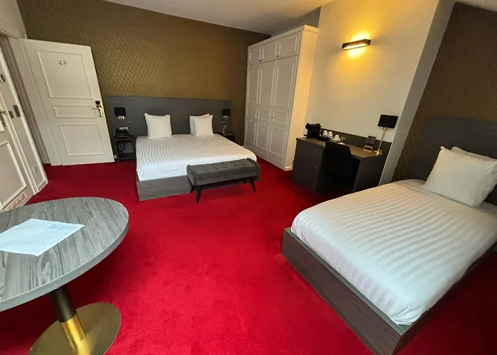 La Bourse Hotel
