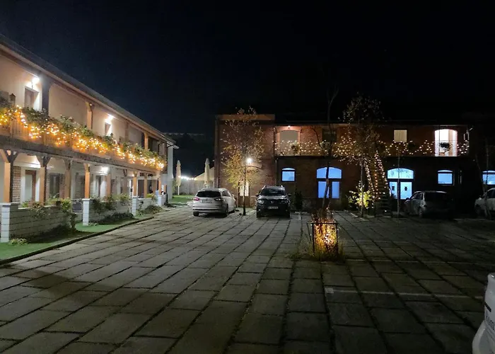 Pensiunea Hanul Huniazilor Hd