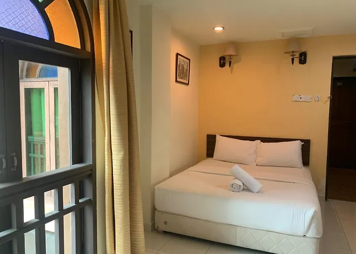 D'Feringghi Hotel