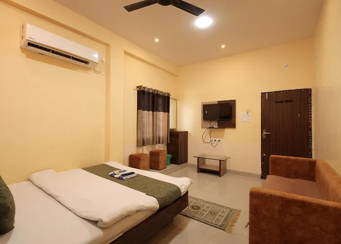 Hotel Shivalay Palace