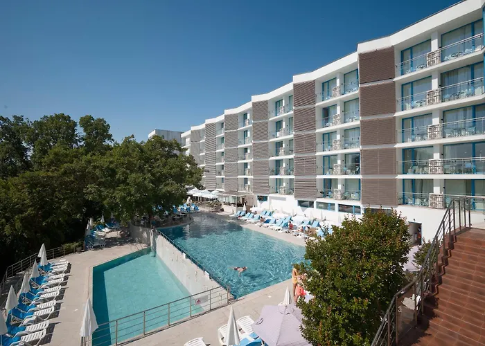 Hotel Slavey