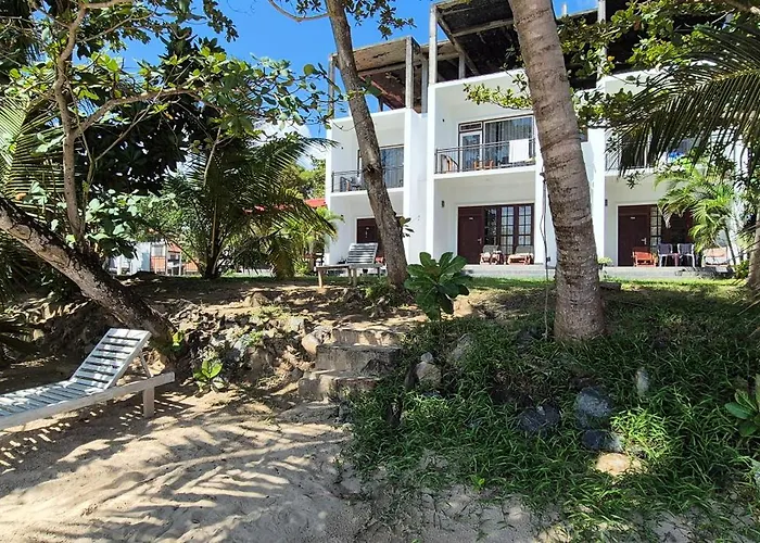 Moonlight Beach Resort