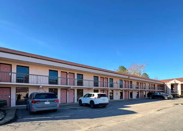 American Inn By Hotel O Selma Us 80
