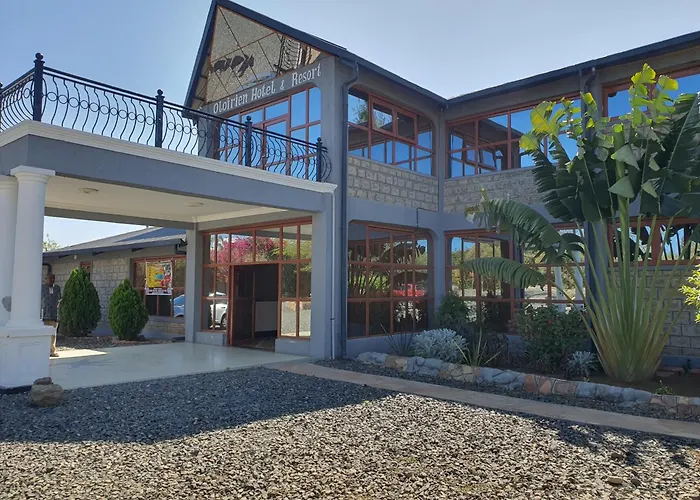 Oloirien Hotel & Resort
