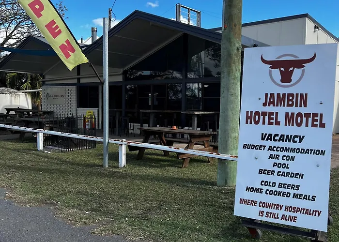 Jambin Hotel Motel