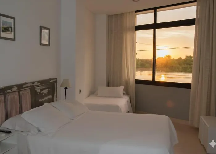 Costanera Goya Apart & Hotel