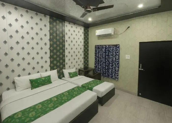 Hotel Shivayy Majestic - Bhu Sundarpur Road 3Km From Kashi Vishwanath Temple