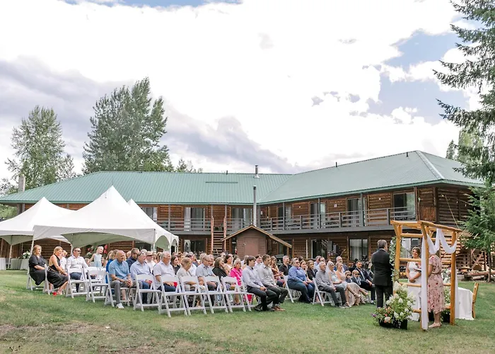 Anglemont Inn