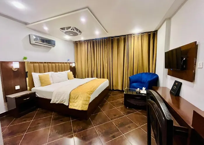 Bling International Hotel Multan