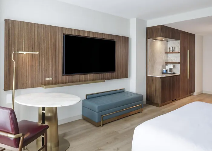 Hilton Arlington Rosslyn The Key
