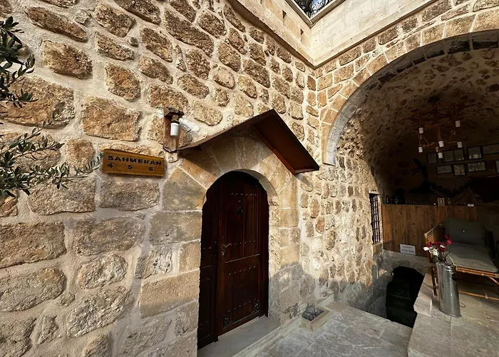 ŞAHMERAN HOTEL&Cafee