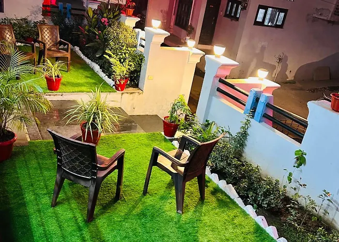 Gokul Hotel