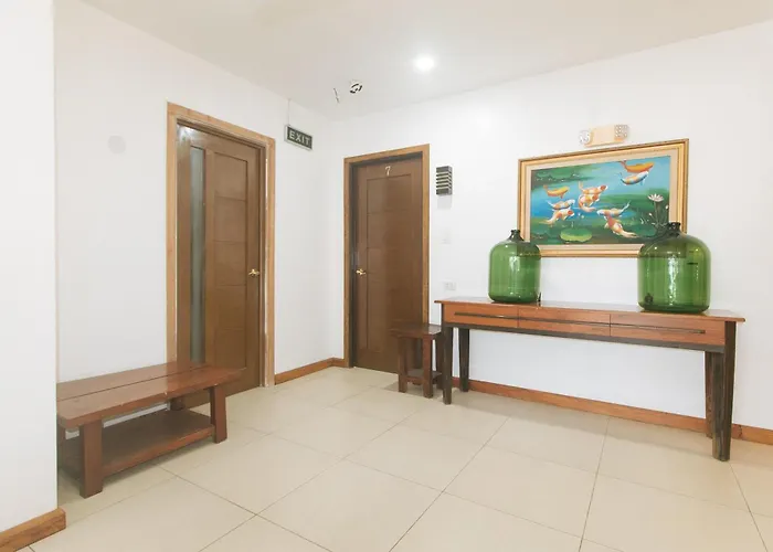Reddoorz Premium At Casa Lenidarose