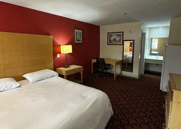 General Bragg Inn & Suites Chickamauga