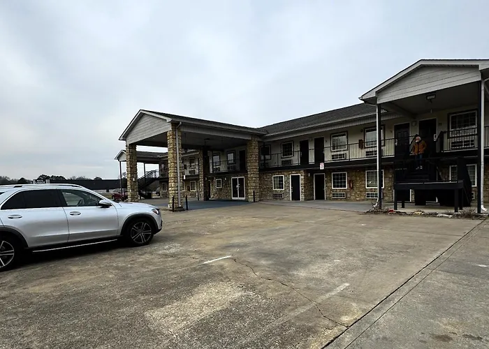 General Bragg Inn & Suites Chickamauga