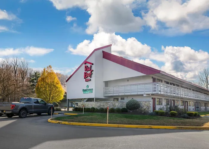Hometowne Studios By Red Roof Buffalo - Niagara Airport