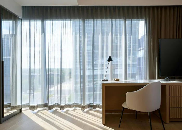 Jw Marriott Reston Station