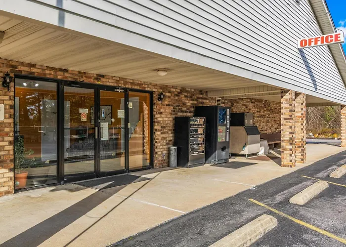 Budget Host Inn By Hotel O Portland Near I-65