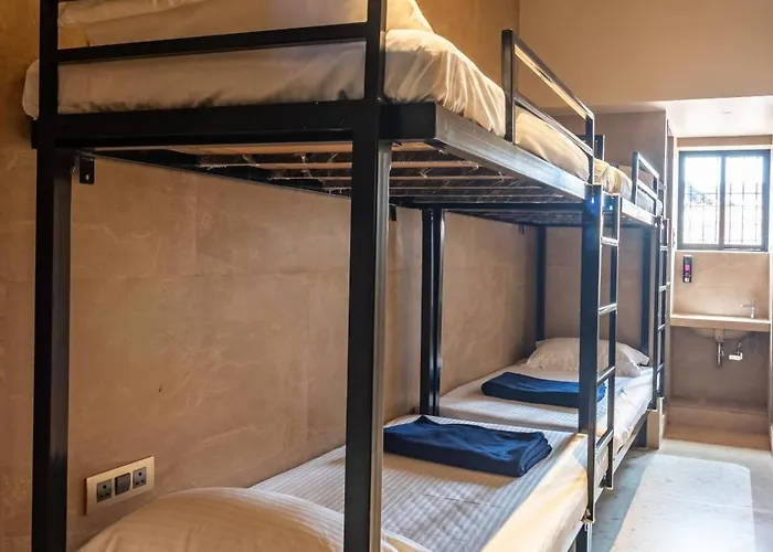 Reay Road Residency Hotel