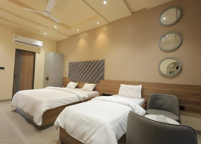 Hotel Black Harbour - A Unit Of Om Shanti Inn