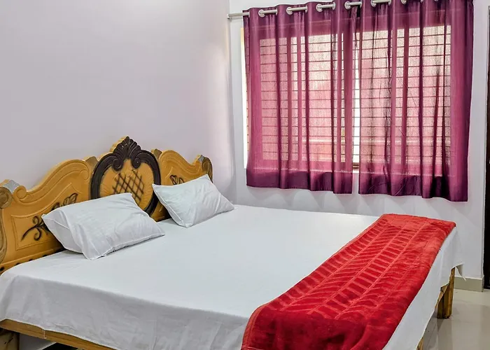 Hotel Sakshi Palace