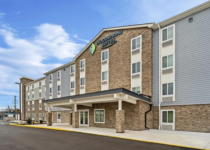 Woodspring Suites Wilmington Riverfront