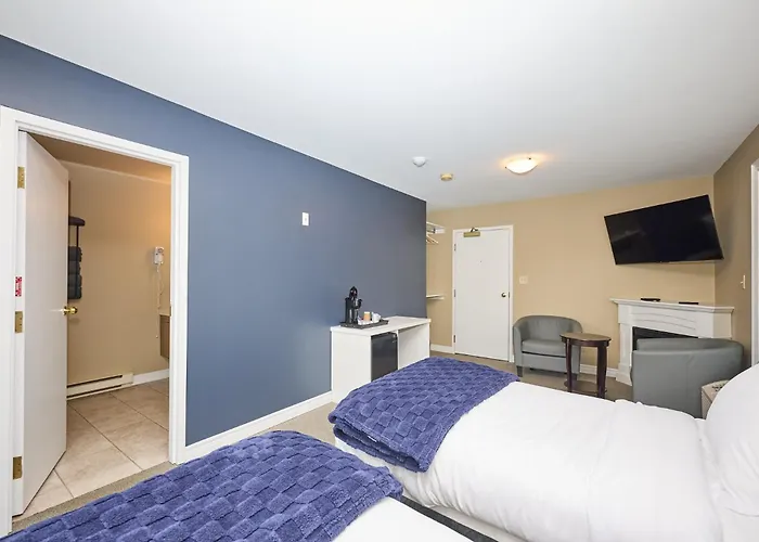 Nine Vines Hotel