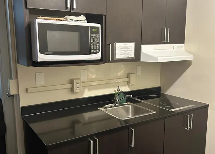 Northern Lights Inn & Suites