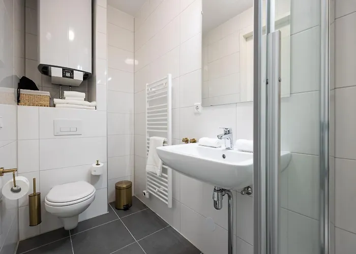 Duke Studio Hotel