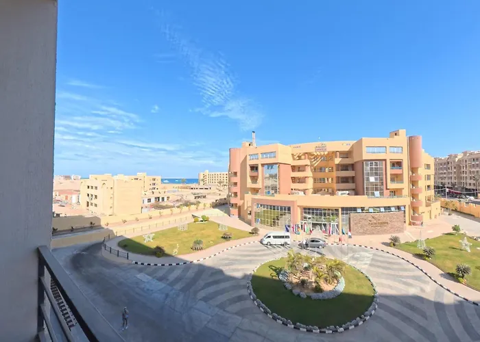 New Chalet With Sea View And Private Beach Access 82M