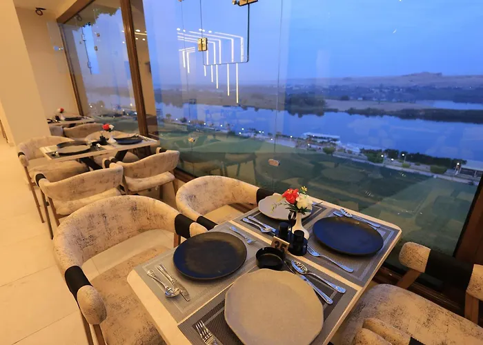 Akhenaton Hotel