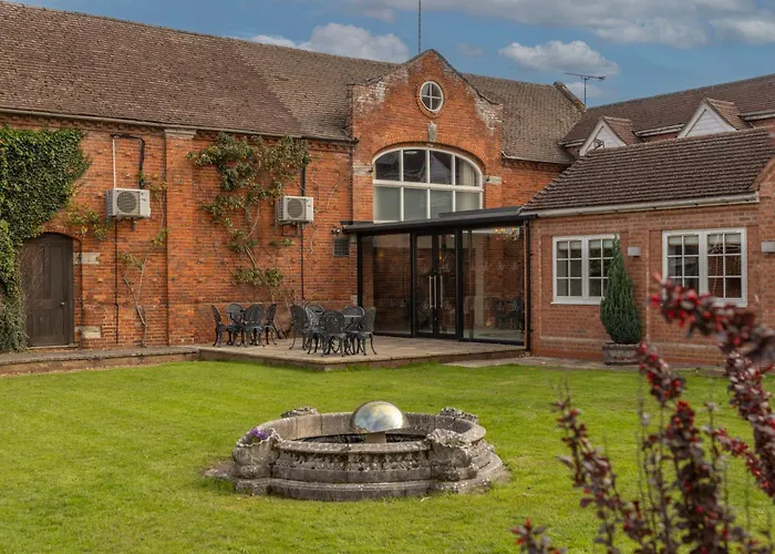 Kings Court Hotel Alcester, BW Signature Collection