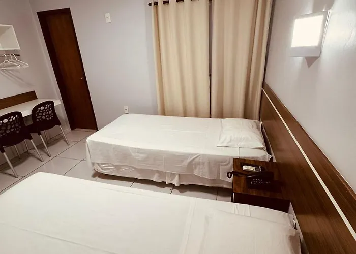 Schalom Hotel
